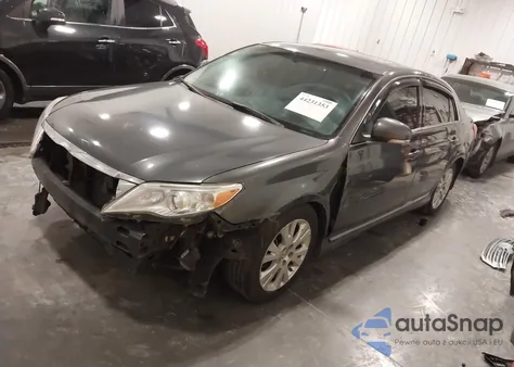 2011 Toyota Avalon z USA, uszkodzony, nr VIN 4T1BK3DB9BU411629